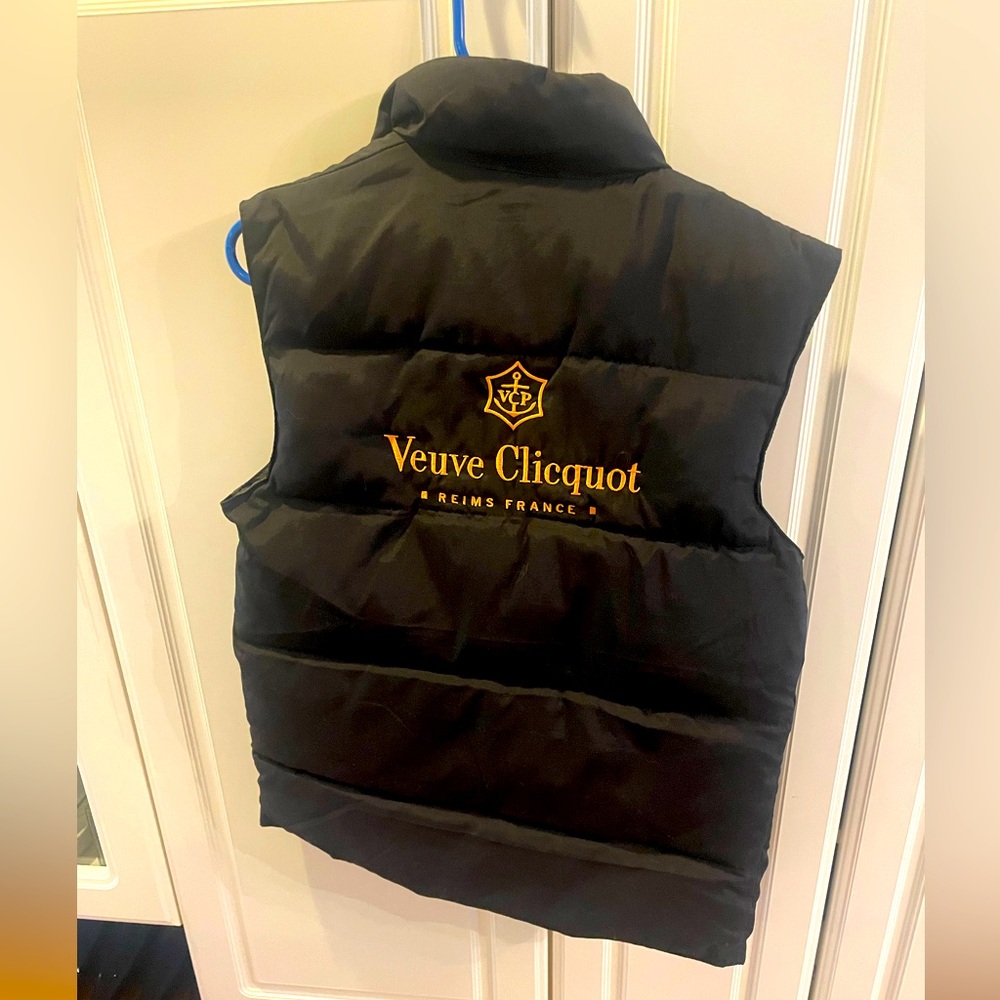 Veuve Clicquot black puffer vest